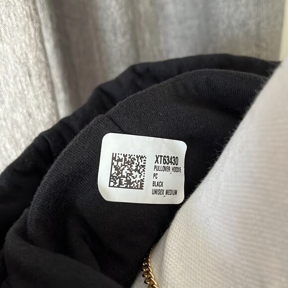 NWT Billie Eilish Upcycled Sweatshirt Unisex Size M | SAME DAY SHIPPING/NEXT DAY - Picture 4 of 4